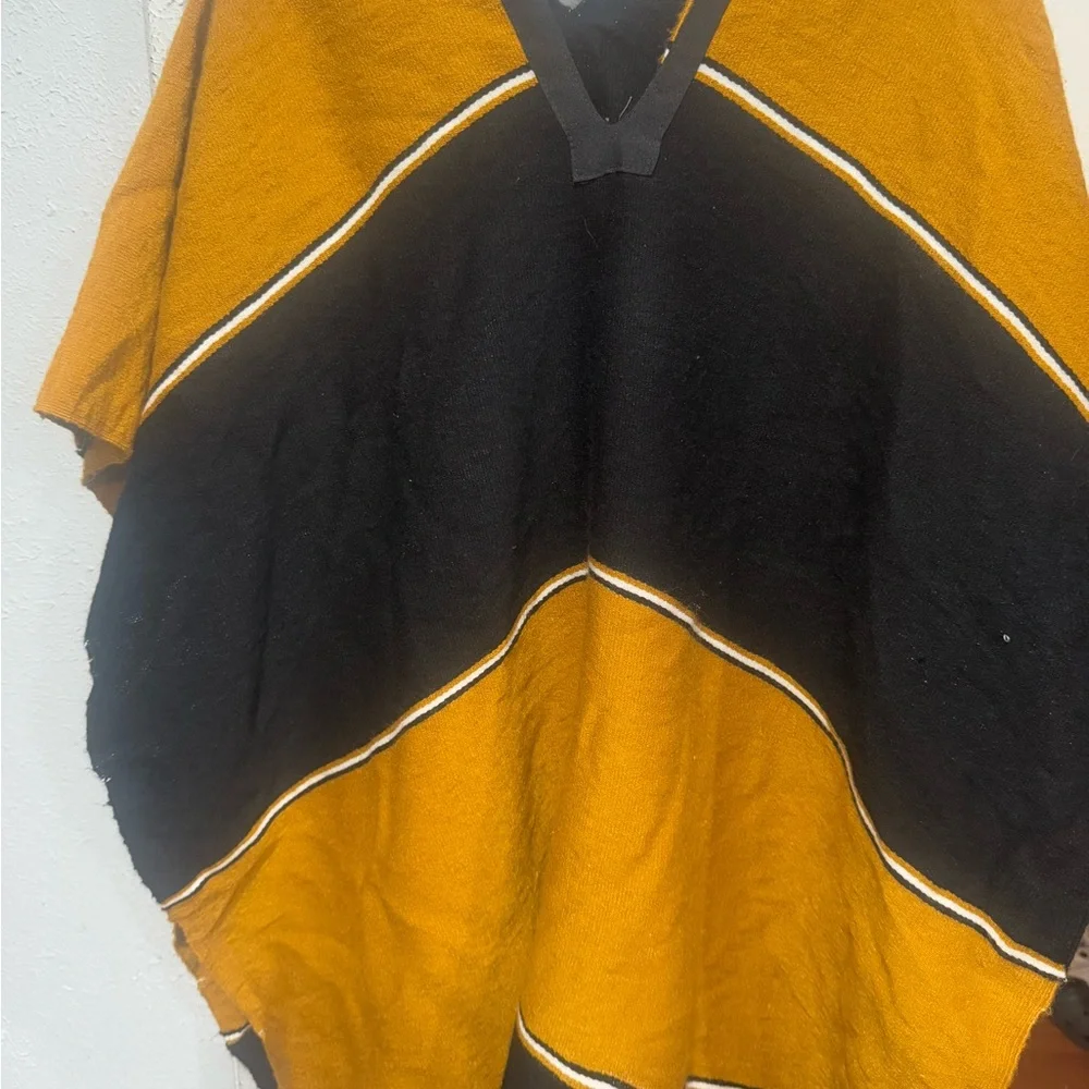 Men's Black and Gold Saints poncho